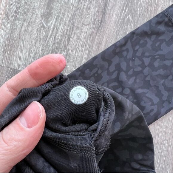 Lululemon Wunder Under Crop (High-Rise) 21" Formation Camo Deep Coal Multi - Picture 6 of 6